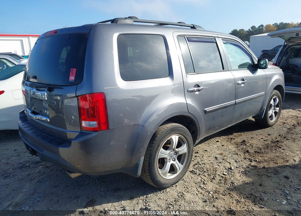 2014 HONDA PILOT EX VIN: 5FNYF3H40EB011129
