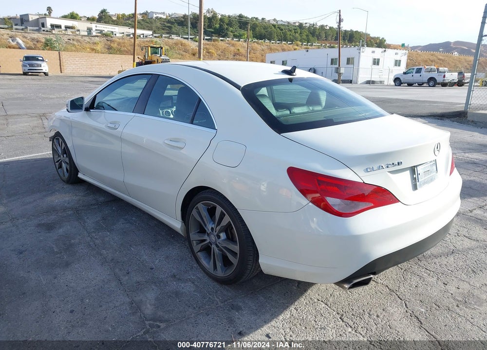 2016 MERCEDES-BENZ CLA 250 4MATIC VIN: WDDSJ4GB0GN374423
