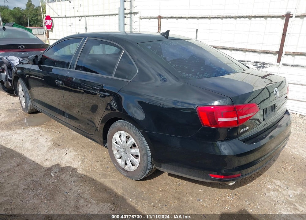 2015 VOLKSWAGEN JETTA 2.0L S VIN: 3VW2K7AJ7FM333978
