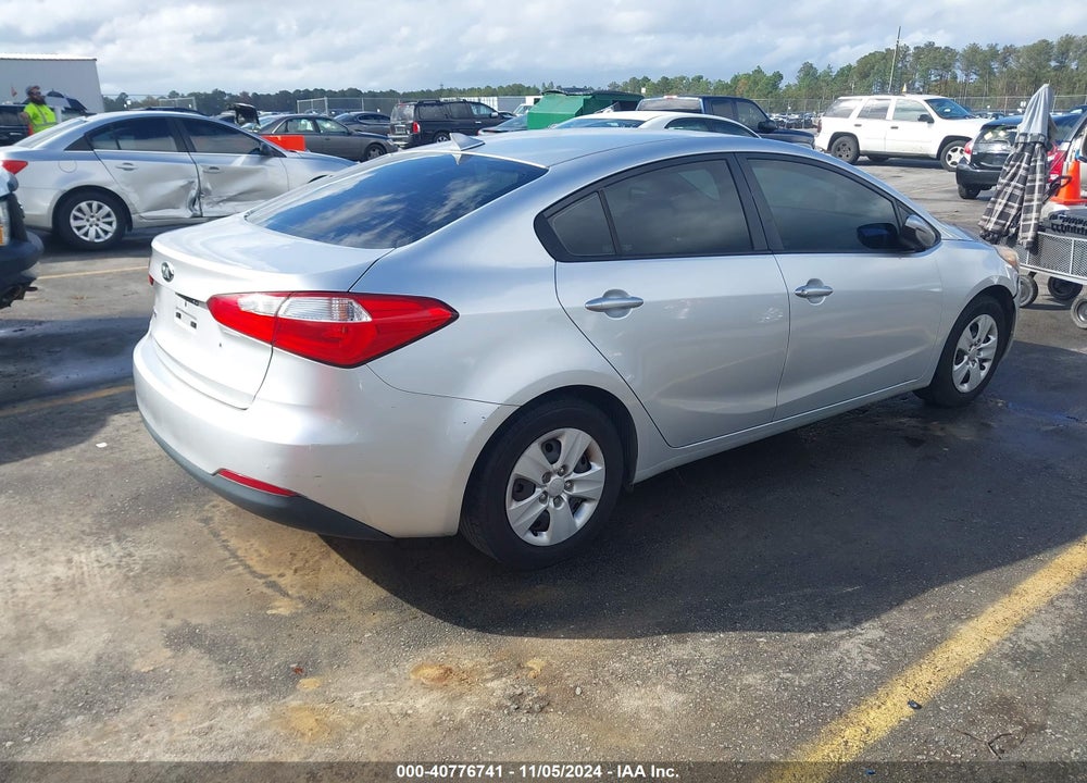 2015 KIA FORTE LX VIN: KNAFK4A69F5297986