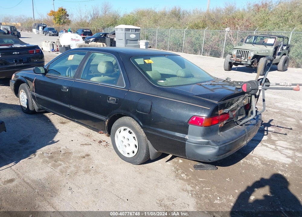 1999 TOYOTA CAMRY LE VIN: 4T1BG22K0XU475371