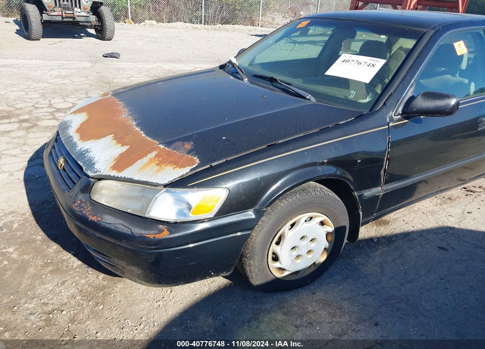 1999 TOYOTA CAMRY LE VIN: 4T1BG22K0XU475371