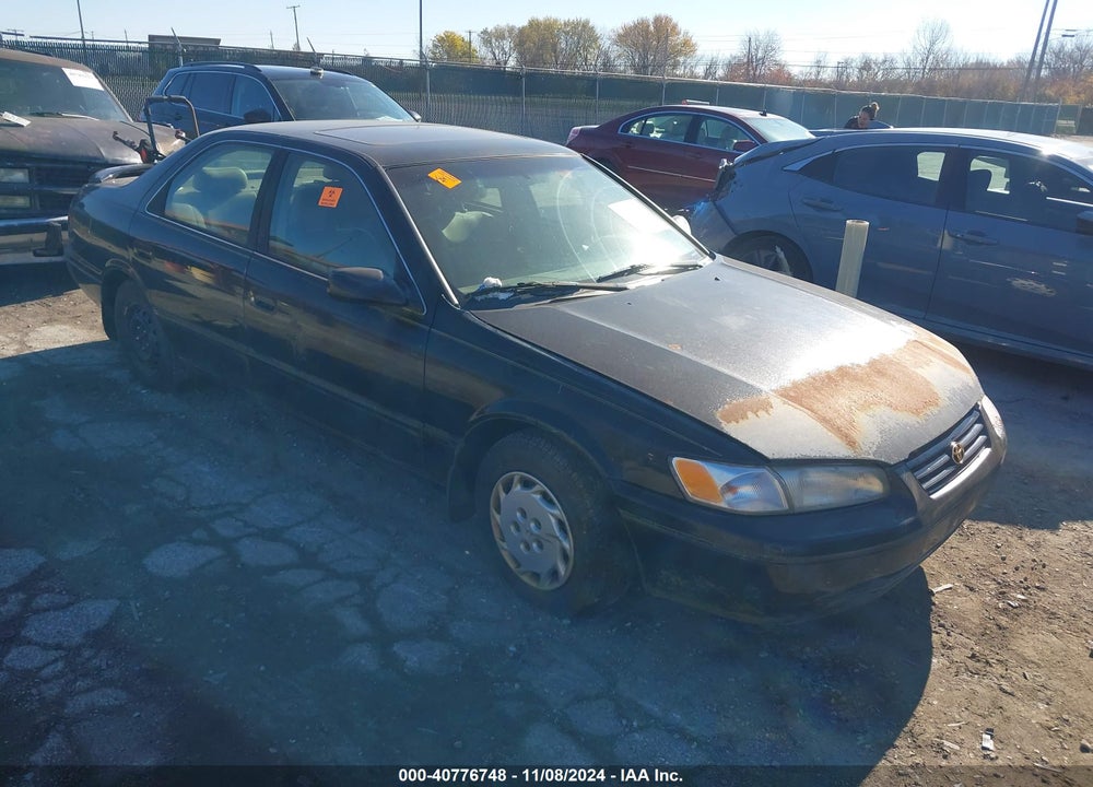 1999 TOYOTA CAMRY LE VIN: 4T1BG22K0XU475371