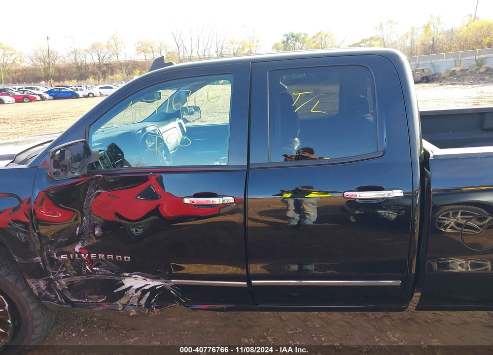 2015 CHEVROLET SILVERADO 1500 1LT VIN: 1GCVKREC2FZ335630