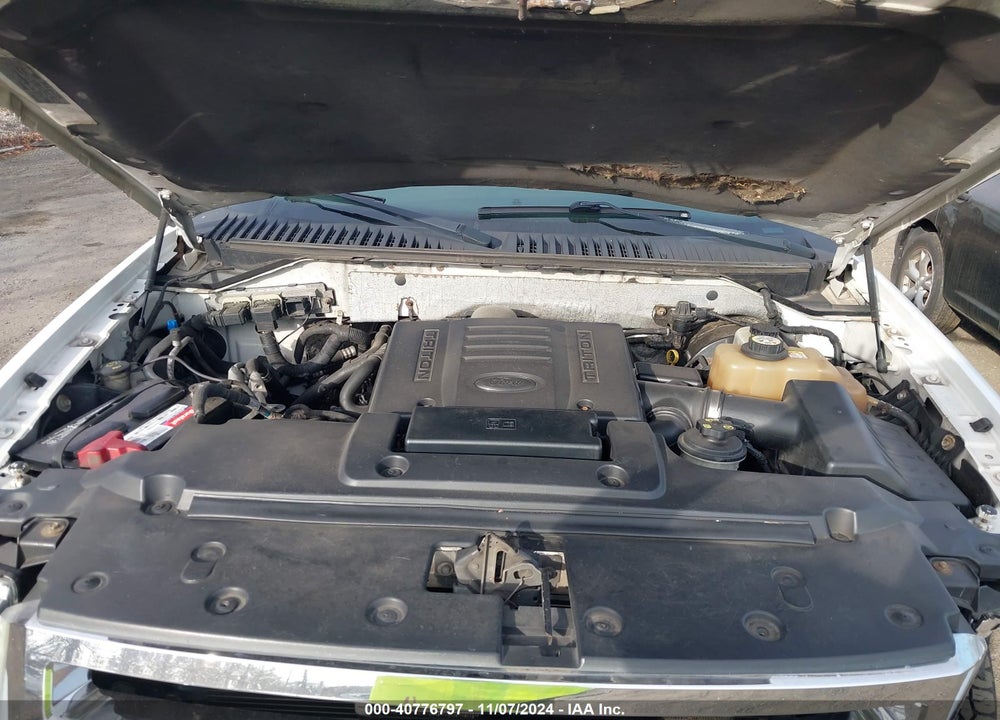 2007 FORD EXPEDITION XLT VIN: 1FMFU165X7LA70472