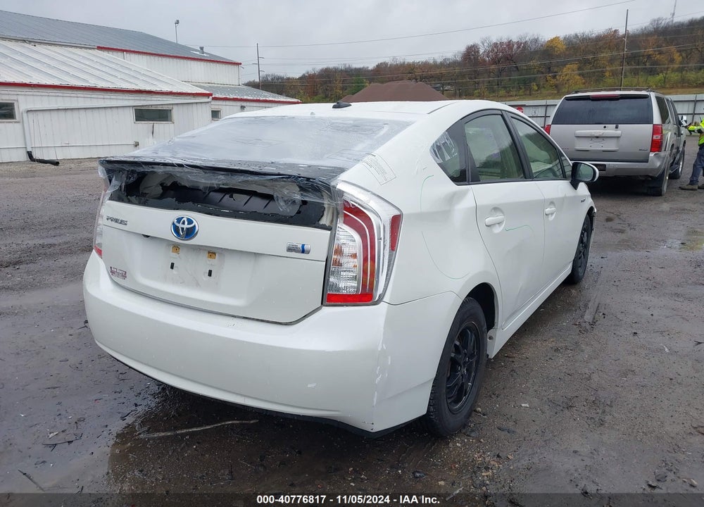 2015 TOYOTA PRIUS VIN: JTDKN3DU3F1875679