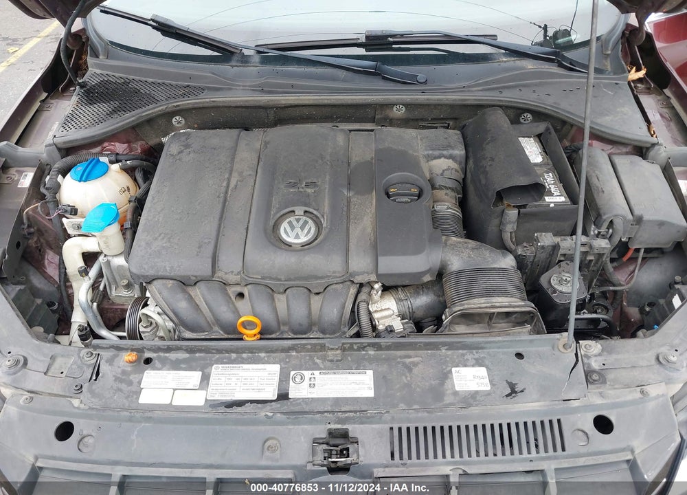 2012 VOLKSWAGEN PASSAT VIN: 1VWCP7A34CC080042