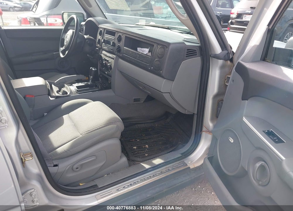 2007 JEEP COMMANDER SPORT VIN: 1J8HH48K17C622567