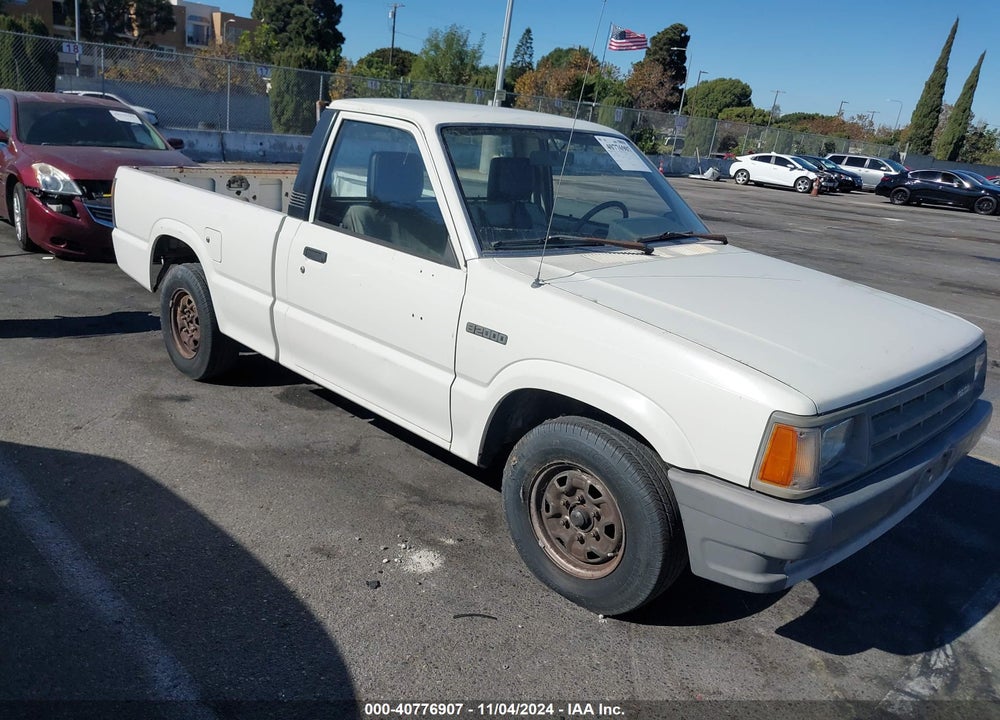 1986 MAZDA B2000 VIN: JM2UF1114G0690323