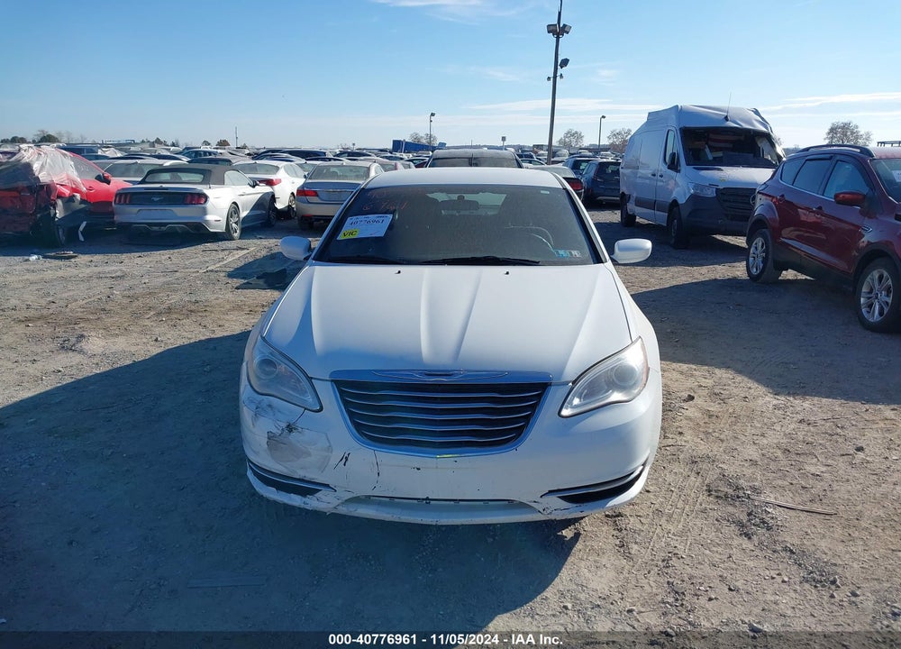 2013 CHRYSLER 200 LX VIN: 1C3CCBAB6DN560893