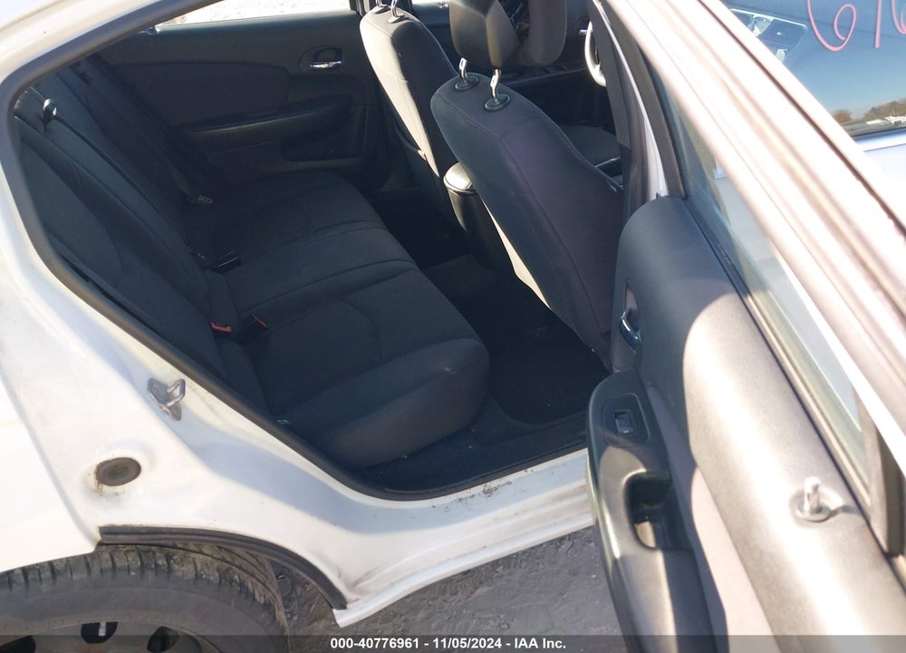 2013 CHRYSLER 200 LX VIN: 1C3CCBAB6DN560893