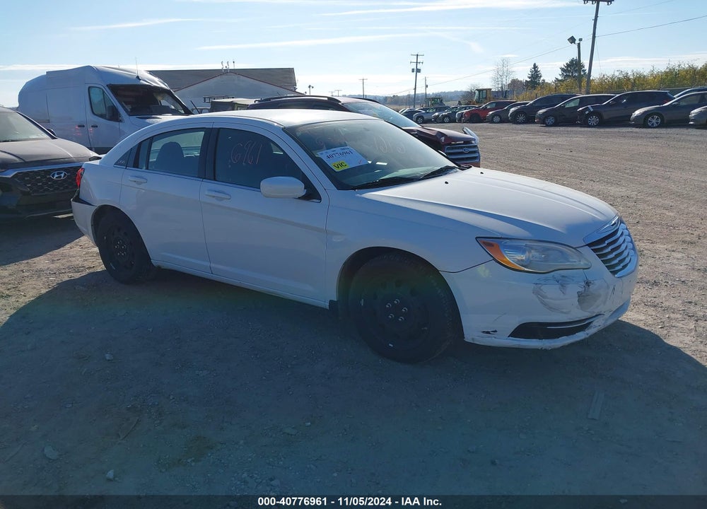 2013 CHRYSLER 200 LX VIN: 1C3CCBAB6DN560893