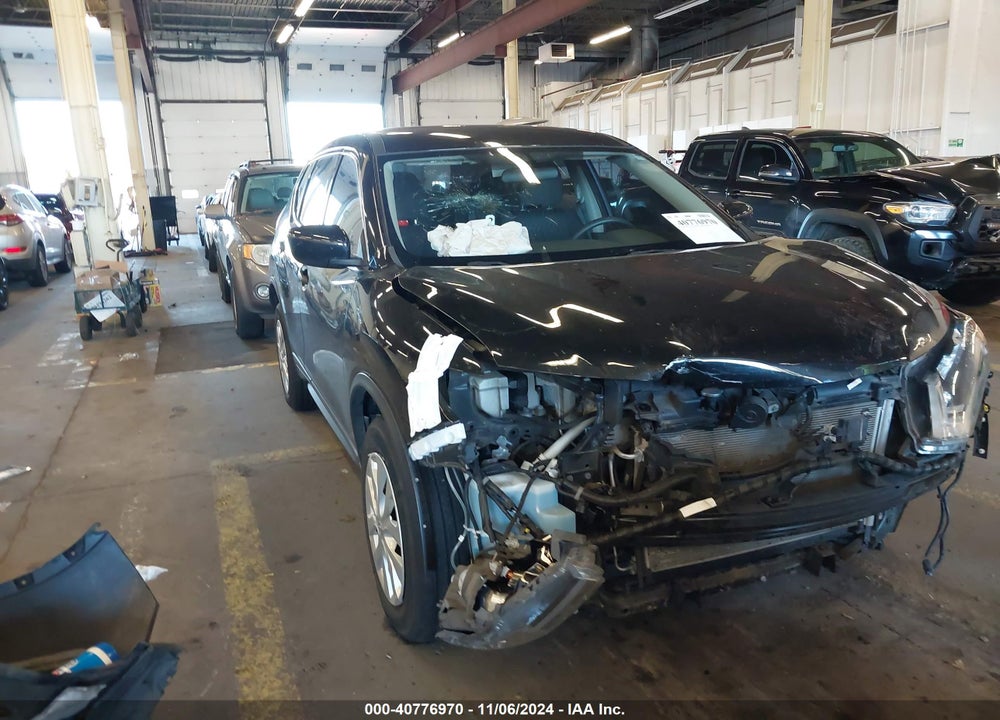 2018 NISSAN ROGUE S VIN: 5N1AT2MV6JC771653
