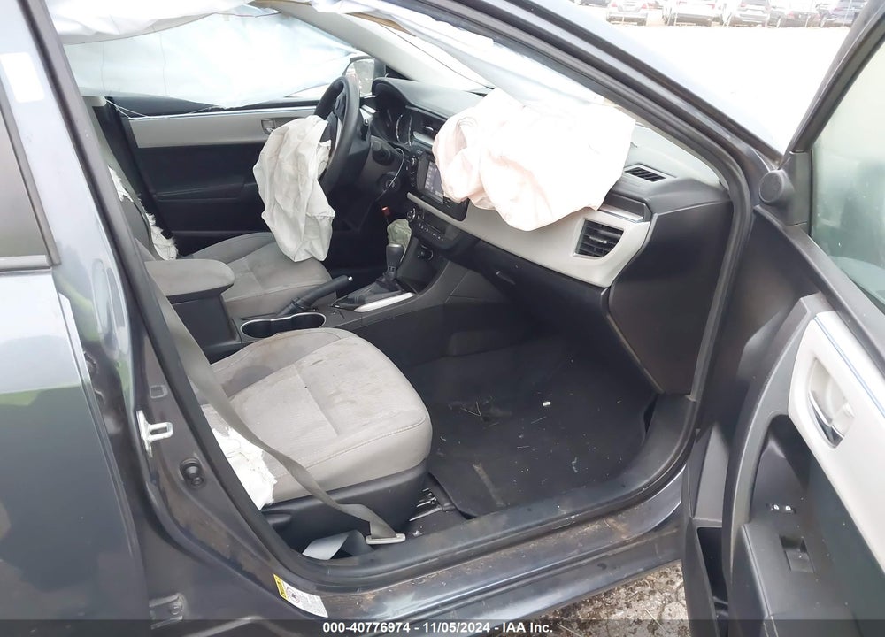 2015 TOYOTA COROLLA LE VIN: 5YFBURHEXFP212131