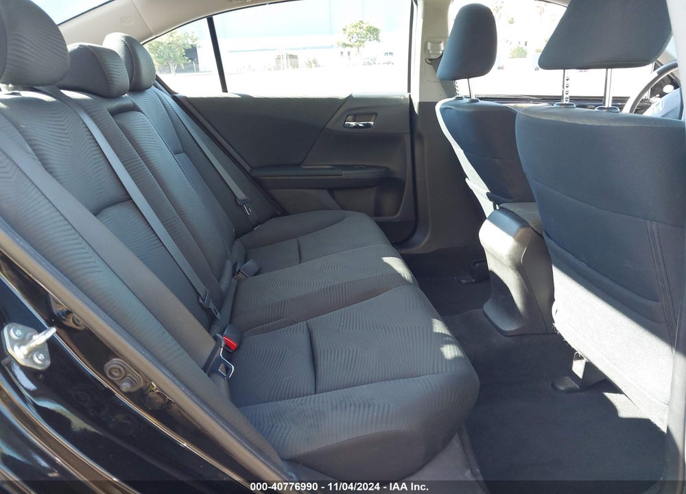 2015 HONDA ACCORD LX VIN: 1HGCR2F33FA250868