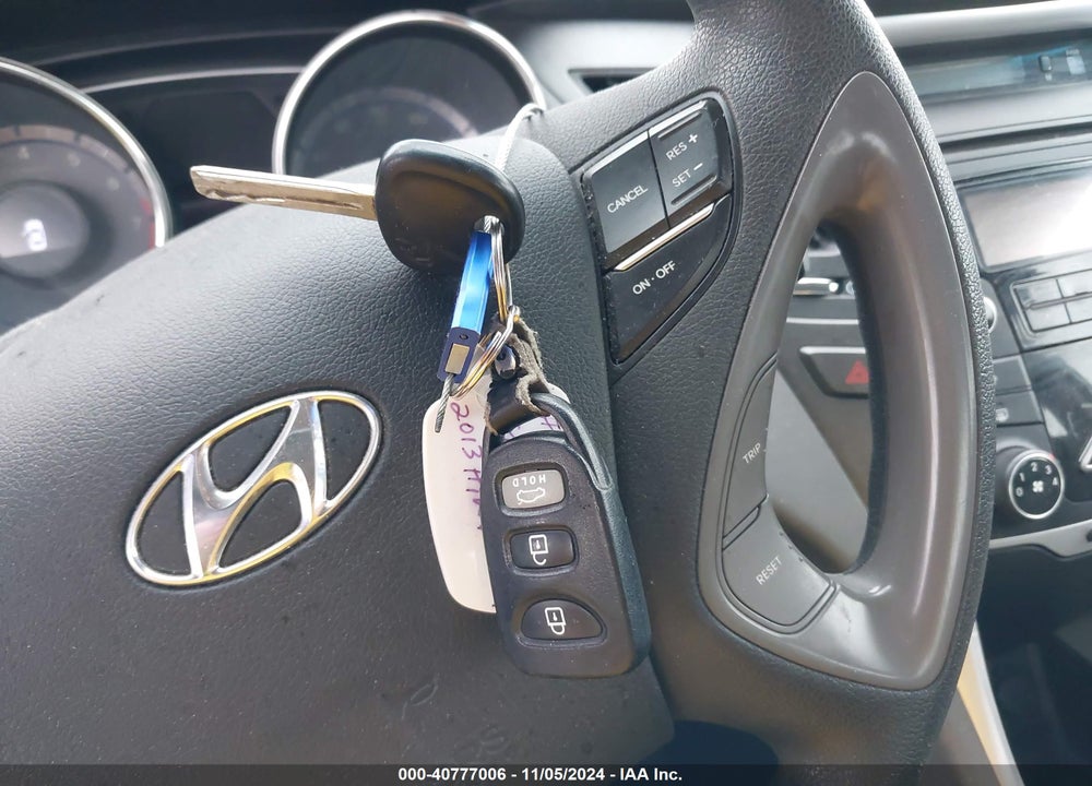 2013 HYUNDAI SONATA GLS VIN: 5NPEB4AC8DH763263