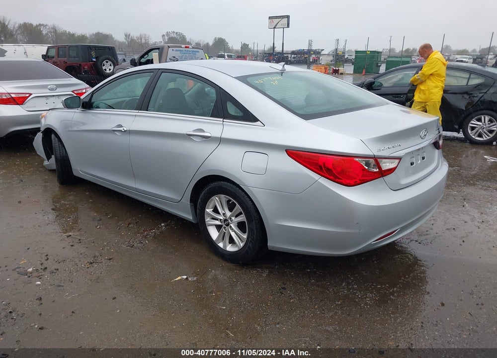 2013 HYUNDAI SONATA GLS VIN: 5NPEB4AC8DH763263