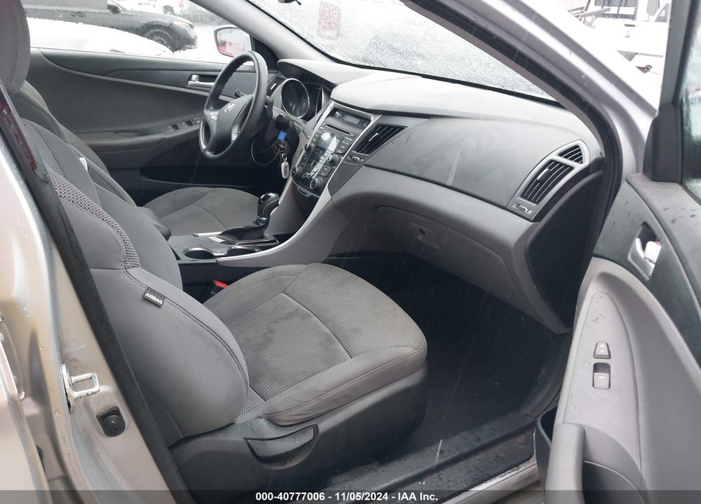 2013 HYUNDAI SONATA GLS VIN: 5NPEB4AC8DH763263
