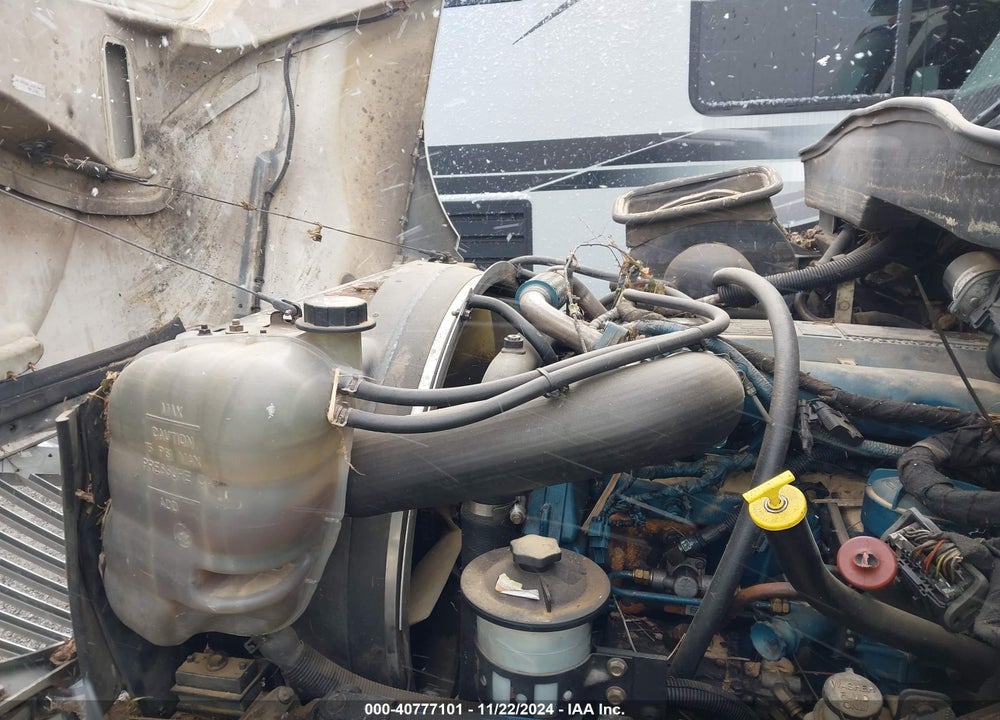 2005 INTERNATIONAL 4000 4300 VIN: 1HTMMAAN05H136646