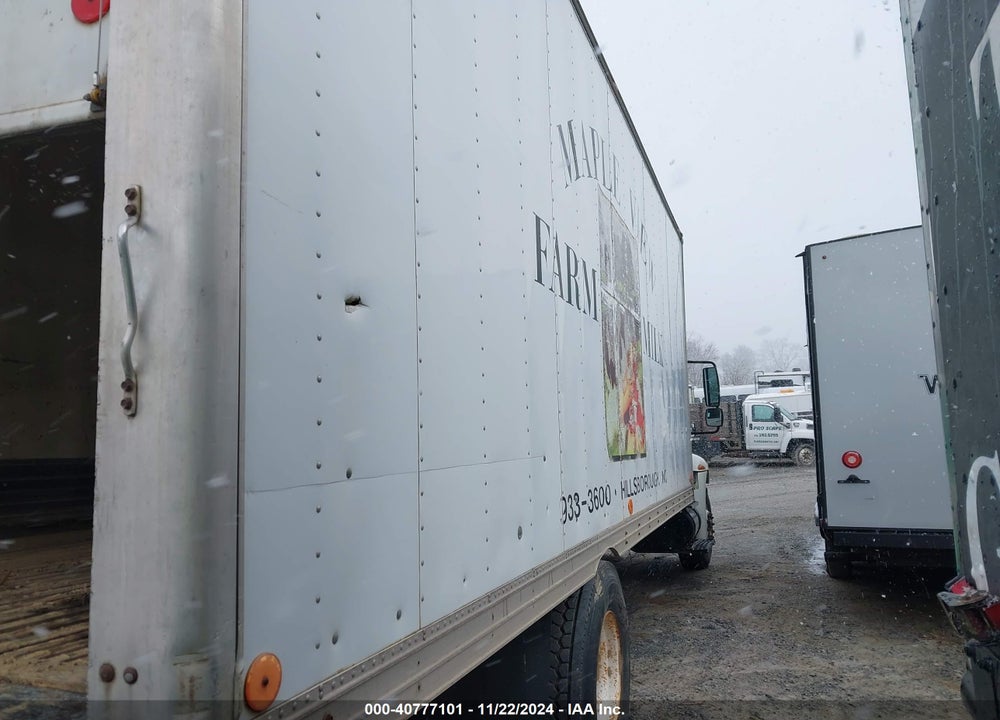 2005 INTERNATIONAL 4000 4300 VIN: 1HTMMAAN05H136646