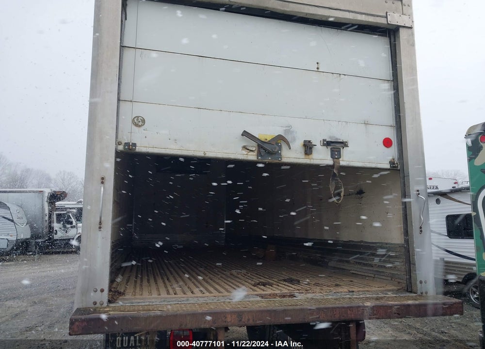 2005 INTERNATIONAL 4000 4300 VIN: 1HTMMAAN05H136646