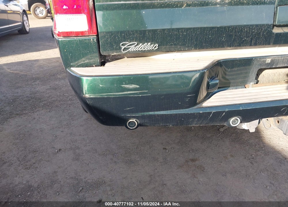 2002 CADILLAC ESCALADE STANDARD VIN: 1GYEK63N82R202989