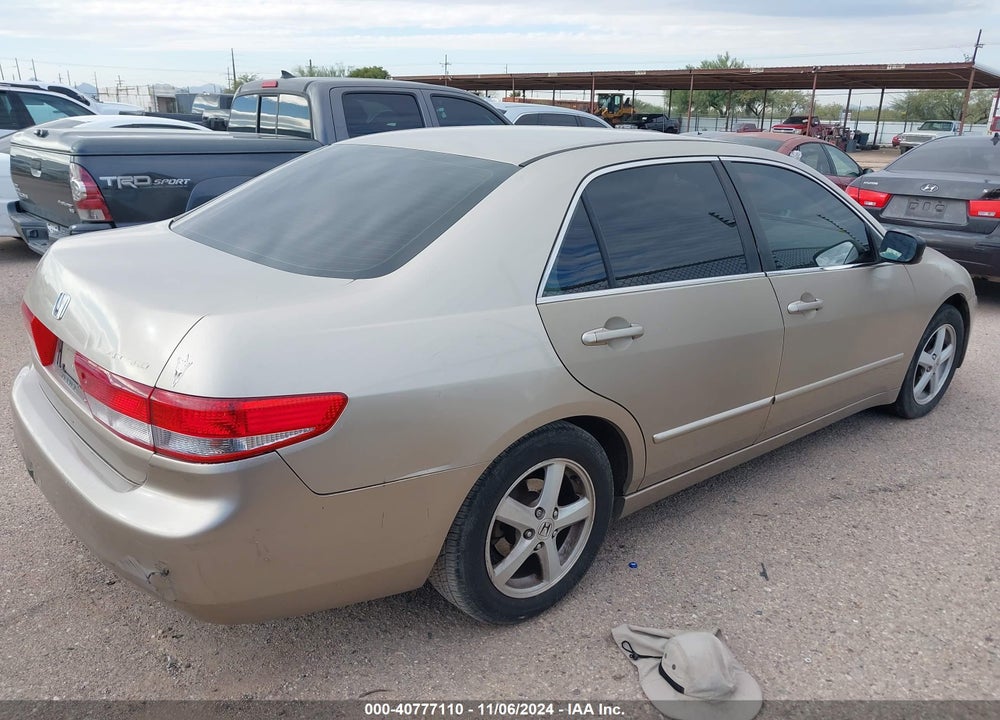 2003 HONDA ACCORD 2.4 EX VIN: JHMCM56653C034852