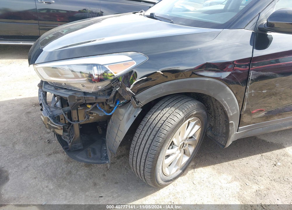 2018 HYUNDAI TUCSON SE VIN: KM8J23A49JU648184