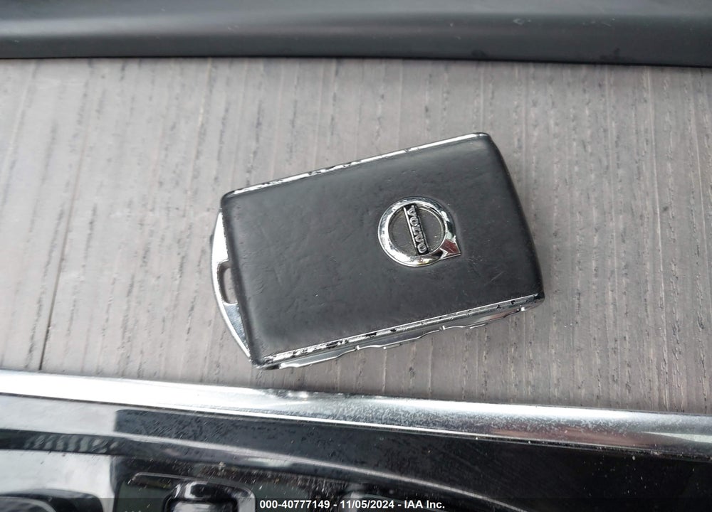 2021 VOLVO XC90 T6 INSCRIPTION 7 PASSENGER VIN: YV4A22PL7M1724212