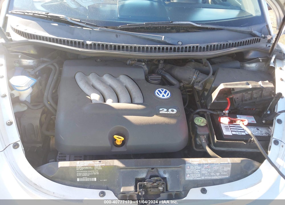 2001 VOLKSWAGEN NEW BEETLE GLS VIN: 3VWCS21C21M420981