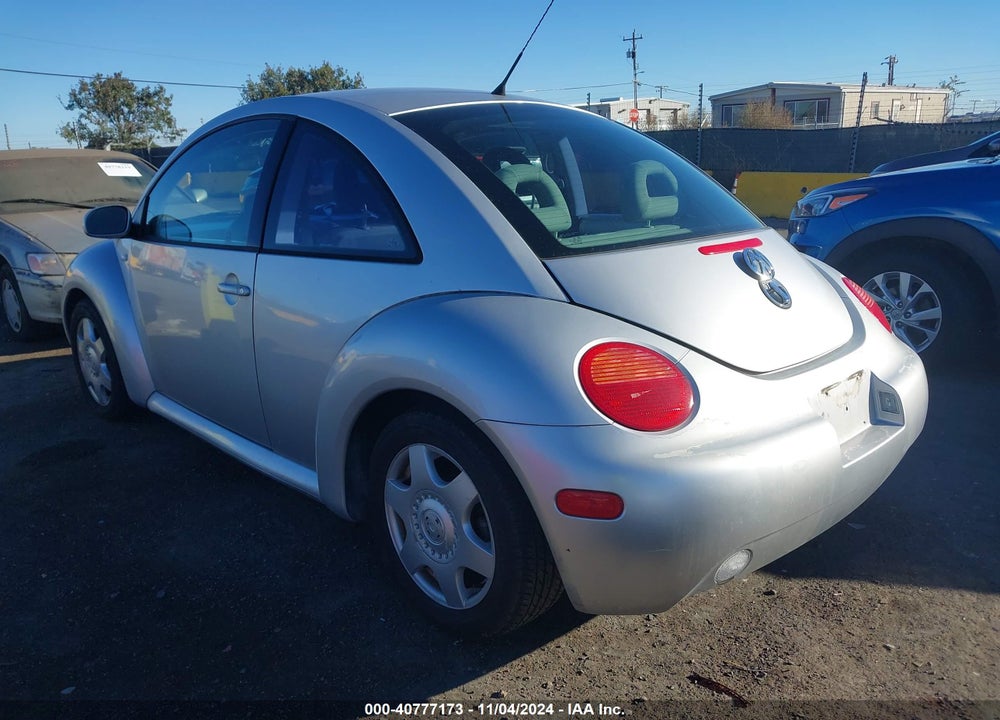 2001 VOLKSWAGEN NEW BEETLE GLS VIN: 3VWCS21C21M420981