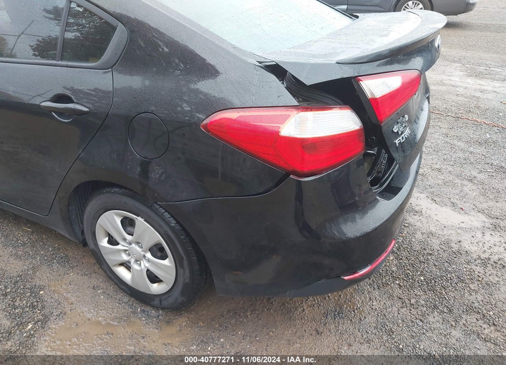 2015 KIA FORTE LX VIN: KNAFK4A68F5259312