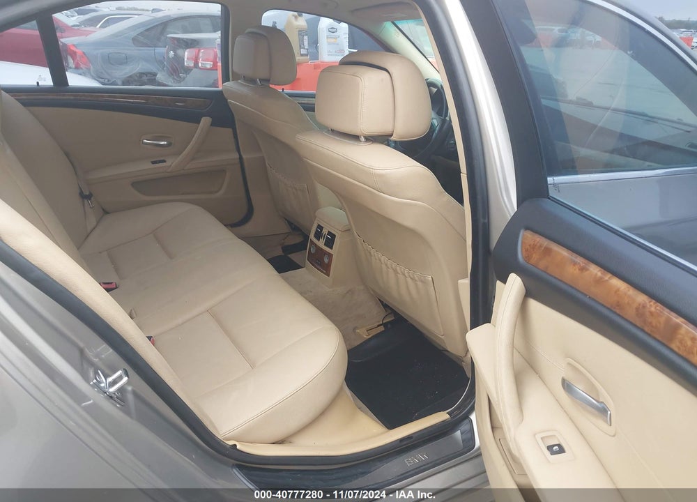 2008 BMW 528I VIN: WBANU53538CT15560