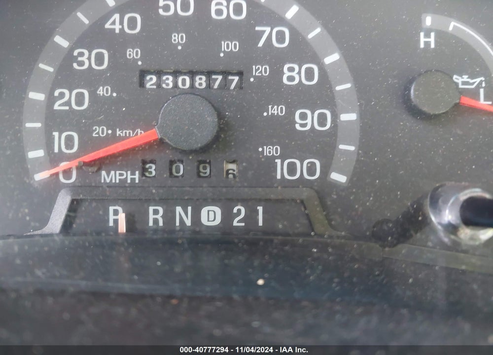 2000 FORD E-250 COMMERCIAL/RECREATIONAL VIN: 1FTNE24L1YHA25090