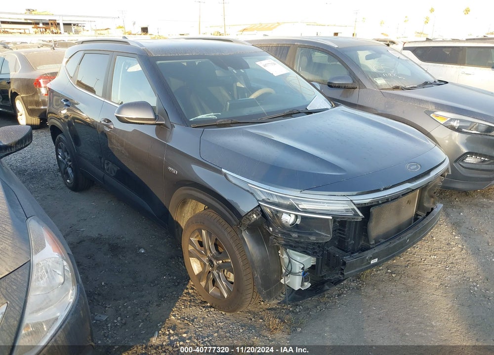 2021 KIA SELTOS S VIN: KNDEUCAA3M7178596