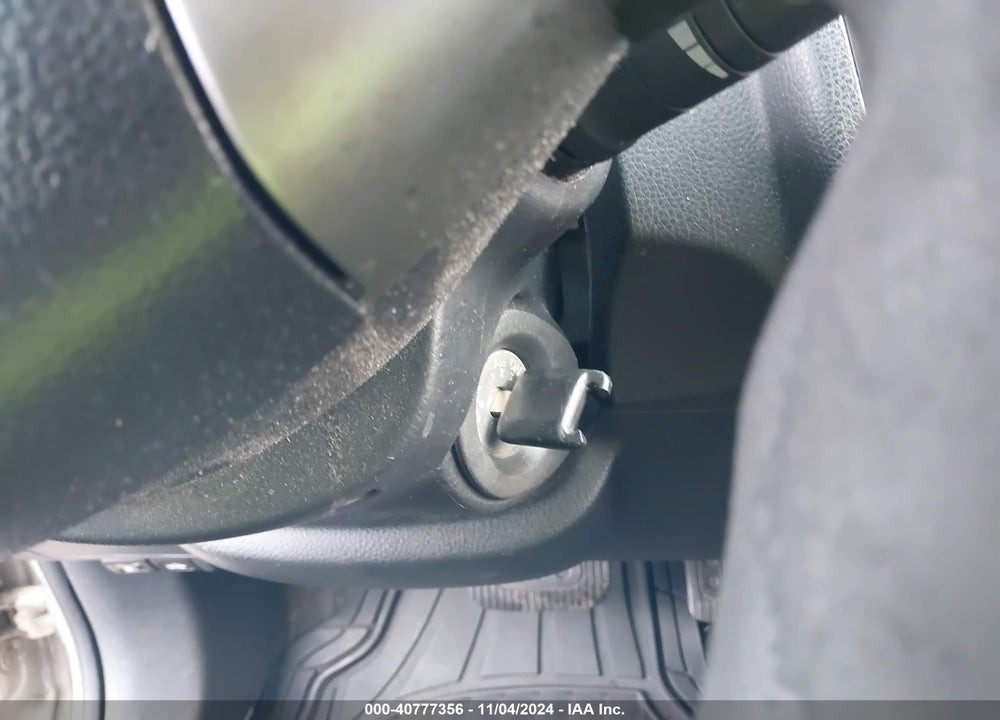 2009 NISSAN VERSA 1.8S VIN: 3N1BC13E19L364332