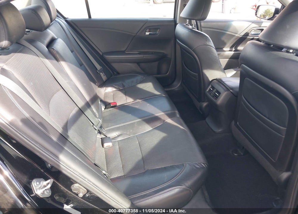 2014 HONDA ACCORD EX-L V-6 VIN: 1HGCR3F8XEA034452