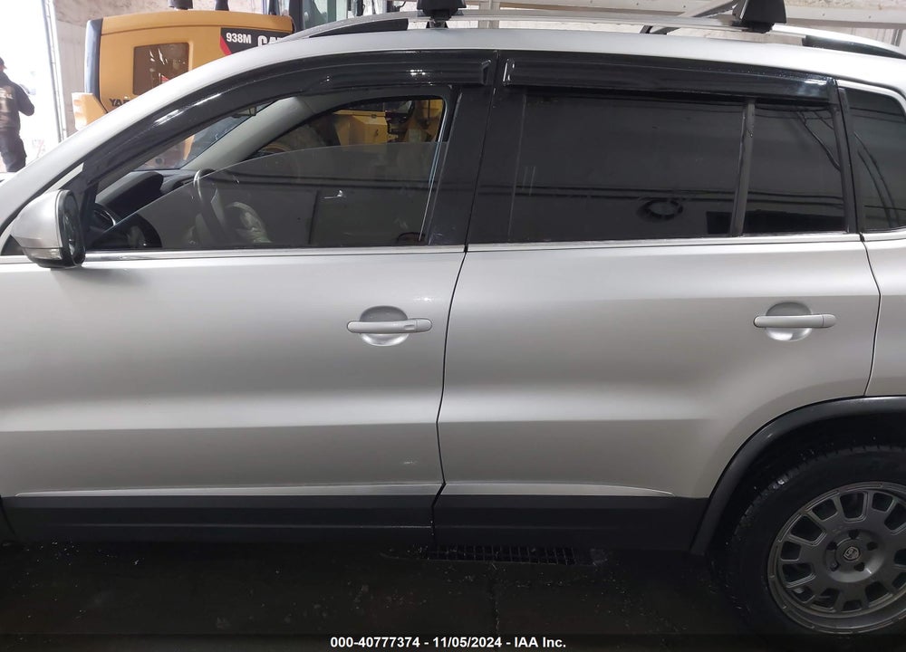 2016 VOLKSWAGEN TIGUAN SEL VIN: WVGBV7AX3GW615904
