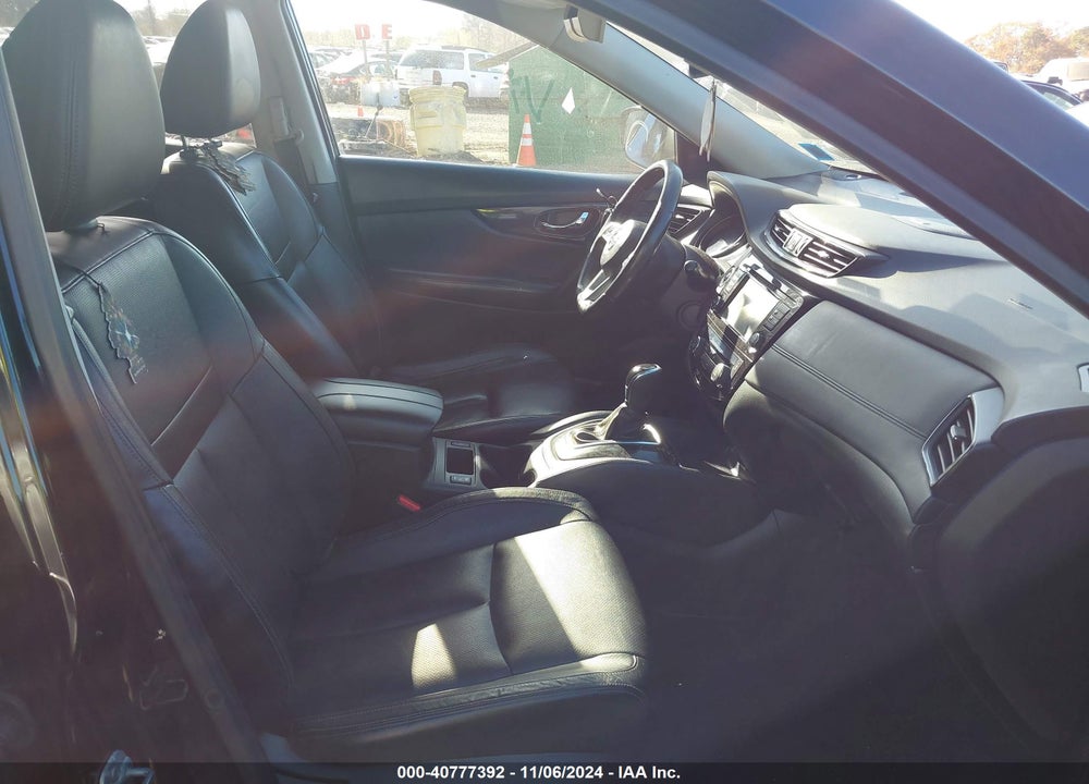 2017 NISSAN ROGUE SL VIN: JN8AT2MV5HW008458