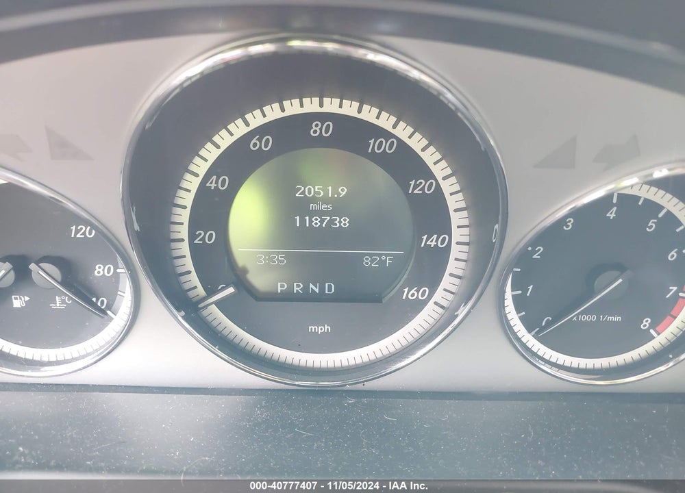 2011 MERCEDES-BENZ C 300 LUXURY/SPORT VIN: WDDGF5EBXBR164011