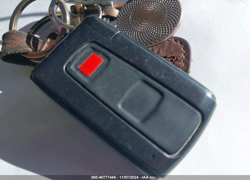 2008 TOYOTA PRIUS VIN: JTDKB20U087778884