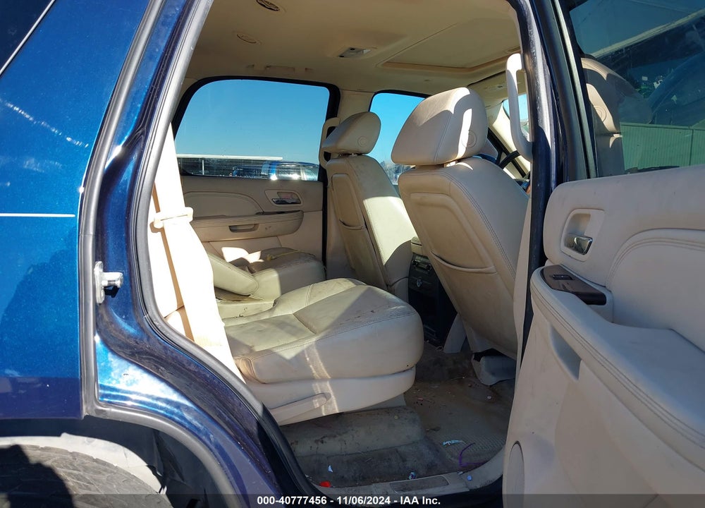 2007 CADILLAC ESCALADE STANDARD VIN: 1GYFK63897R242956