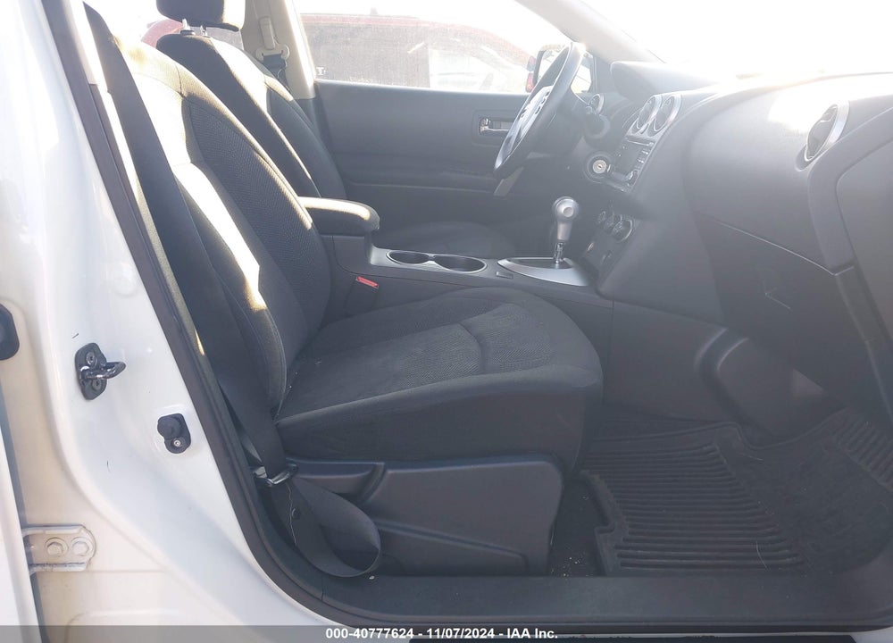 2015 NISSAN ROGUE SELECT S VIN: JN8AS5MV7FW771650