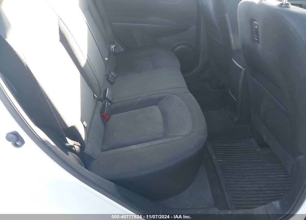 2015 NISSAN ROGUE SELECT S VIN: JN8AS5MV7FW771650