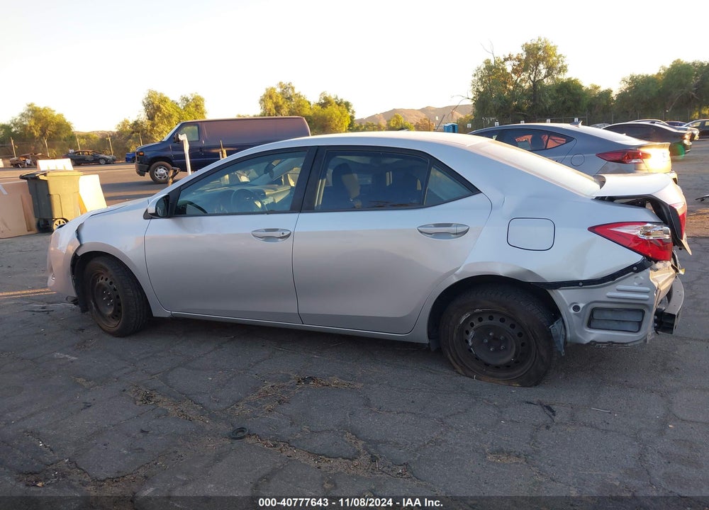 2017 TOYOTA COROLLA LE VIN: 5YFBURHE2HP608685