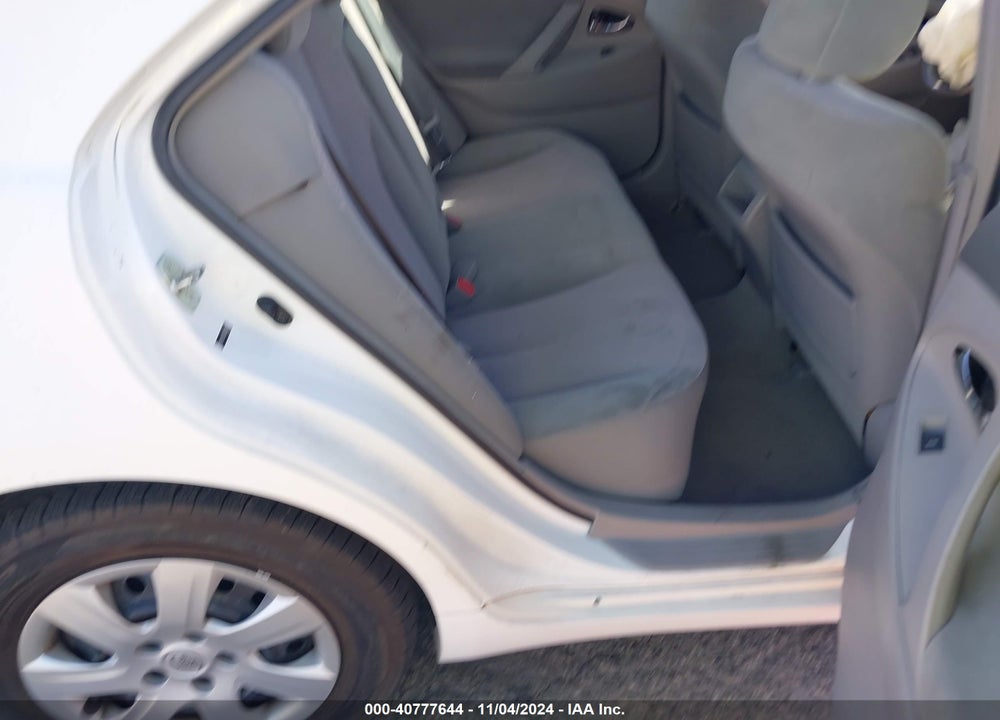 2010 TOYOTA CAMRY LE VIN: 4T1BF3EK7AU566018