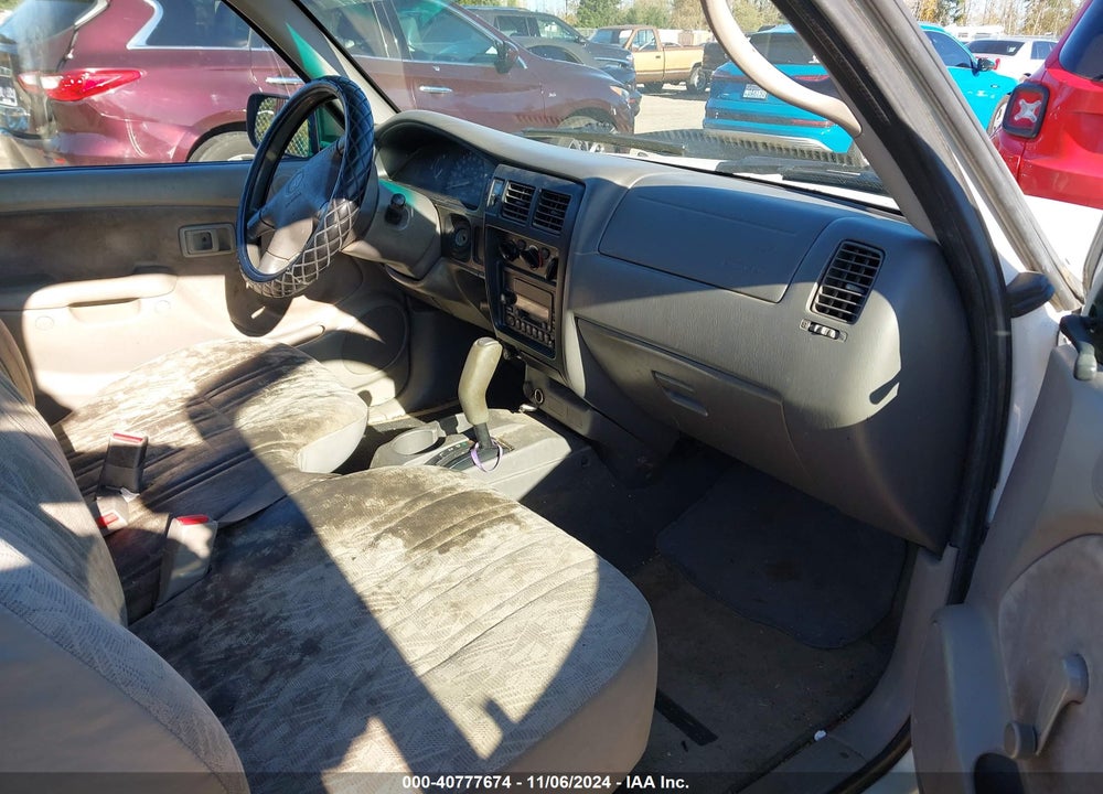 2001 TOYOTA TACOMA VIN: 5TENL42N31Z806445