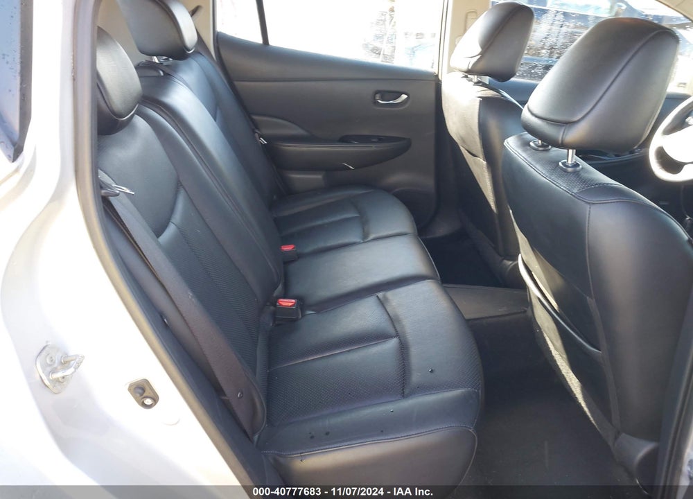 2015 NISSAN LEAF VIN: 1N4AZ0CP1FC306592