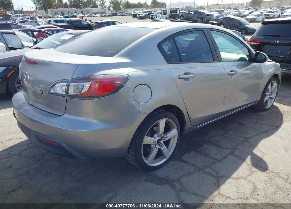 2011 MAZDA 3 I SPORT VIN: JM1BL1UG7B1381842