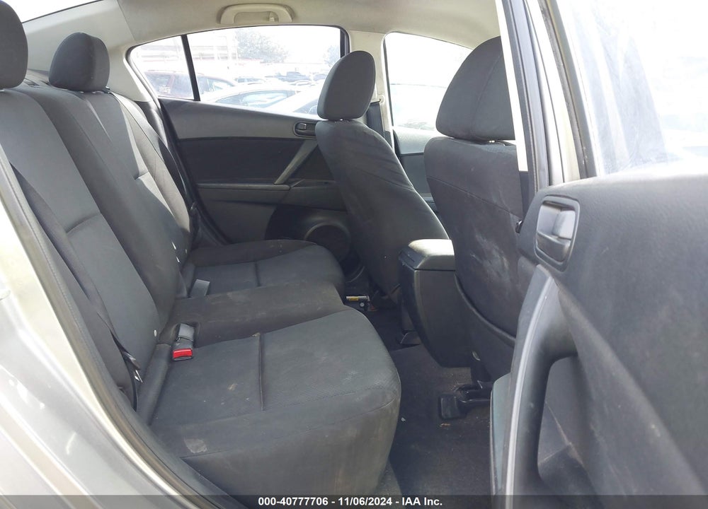 2011 MAZDA 3 I SPORT VIN: JM1BL1UG7B1381842